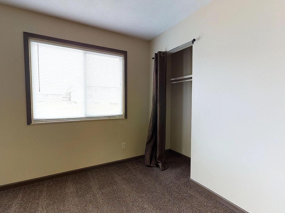 27th Street 2724 27th St Great Bend KS Zillow