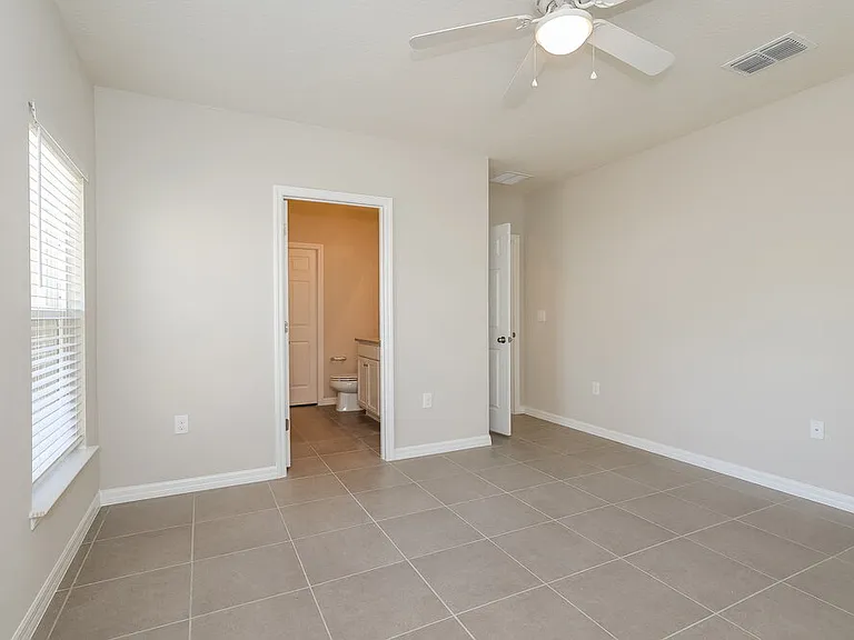 1660 Redfin Dr — Photo 12