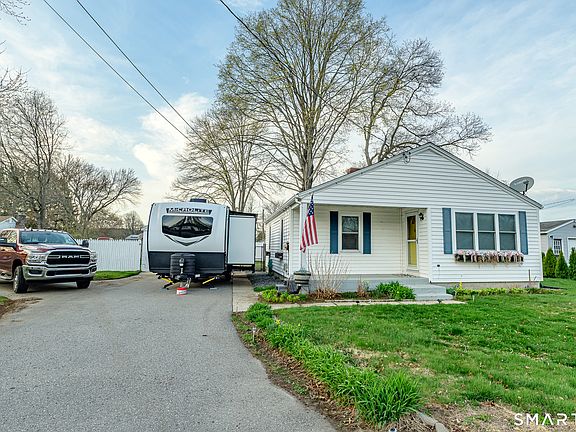 5th image of 14 Walnut Street