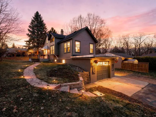 3122 Drury Ln, Mound, MN 55364