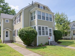 64 Oak St #1, Uxbridge, MA 01569