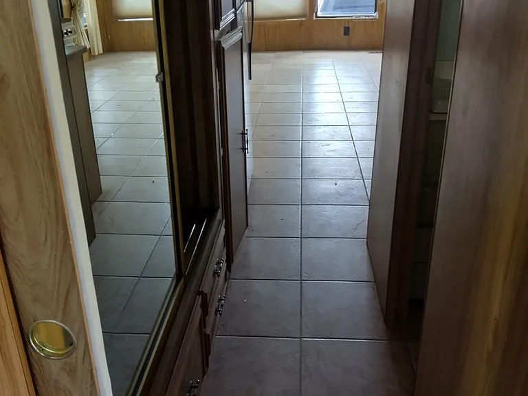 1334 W Hatcher Rd — Photo 8