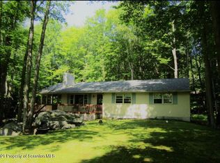 65 W Creek View Dr, Gouldsboro, PA