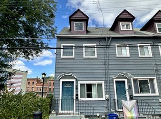 5231 Dresden Way, Pittsburgh, PA 15201