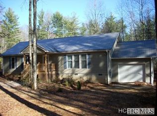 44 Upper Whitewater Rd, Sapphire, NC 28774