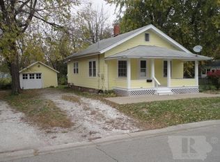 105 11th Ave E, Oskaloosa, IA