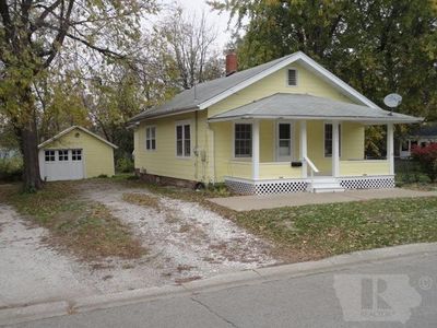 105 11th Ave E, Oskaloosa, IA, 52577