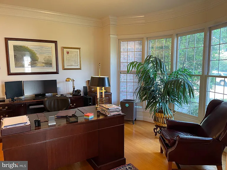 6915 Bonheim Ct — Photo 17