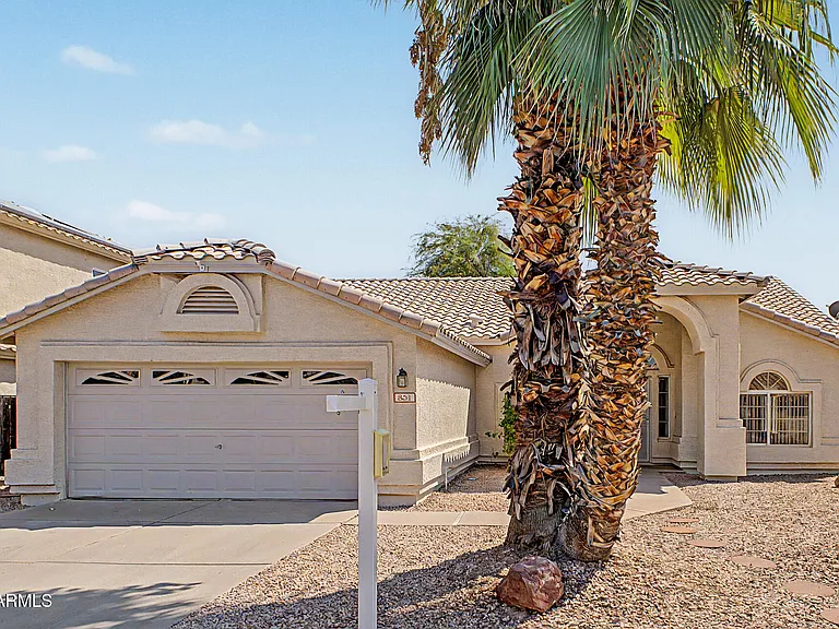 851 W Palo Verde St — Photo 2