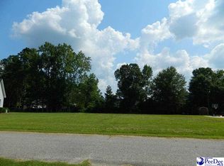 1147 Maple St, Mullins, SC 29574