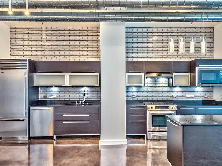 200 Hoover Ave #1708 — Photo 4