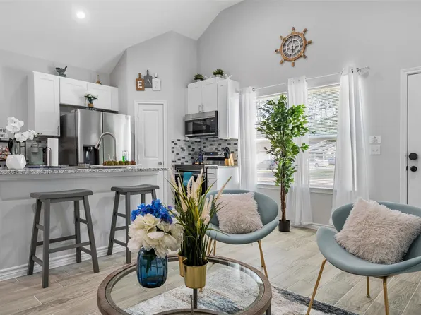 16858 W Alderson, Montgomery, TX 77316