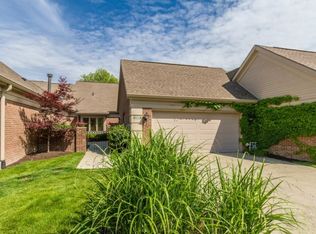 132 Olde Mill Bay, Indianapolis, IN