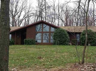 627 Woodsview Ln, Hellam, PA 17406