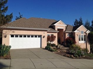 3833 Sedgemoore Dr, Santa Rosa, CA 95404