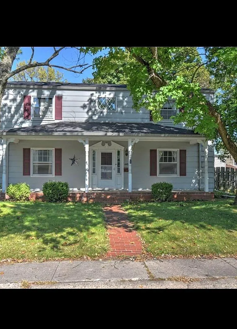 448 Southampton Dr photo 1