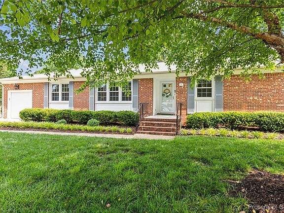 2nd image of 1 Beacon Cir