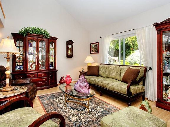 5th image of 2148 Vista Grande Dr