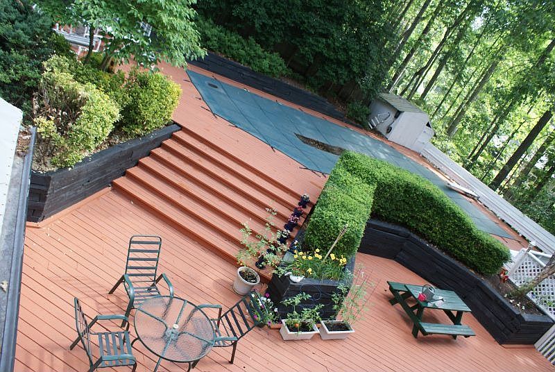 Pool deck and patio area