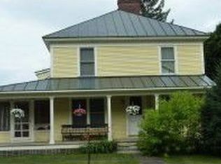 39 Mountain St, Bristol, VT 05443
