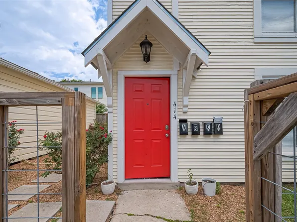 414 E 9th St #B, Houston, TX 77007