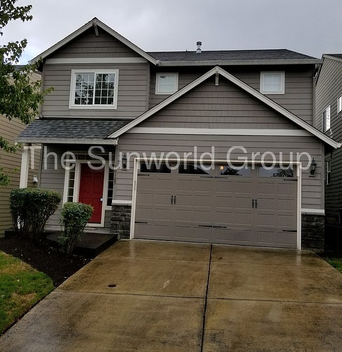 1st image of 10105 NE 28th Ave