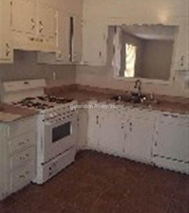 2nd image of 174 W Windemere Way