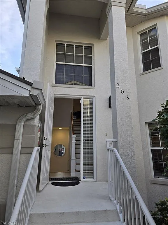 Building Photo - 5095 Yacht Harbor Dr #203
