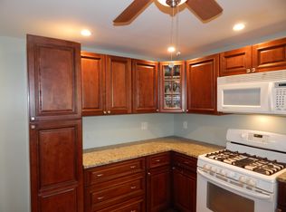 34 Bloodgood St, Pawtucket, RI 02861