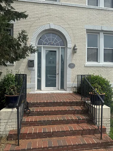 314 V St NE Photo 1 314 V St NE Photo 1