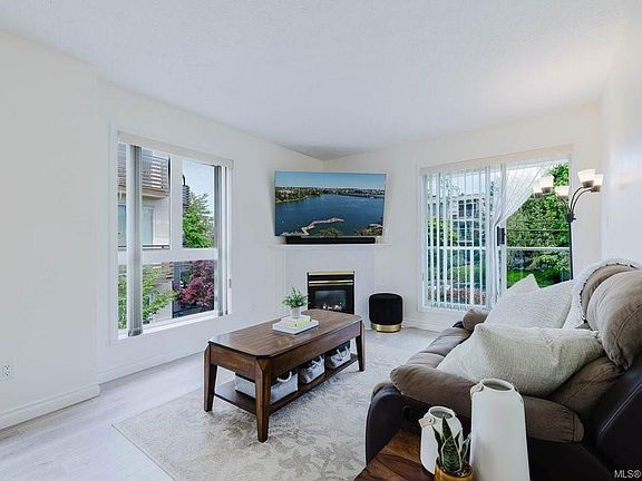 2nd image of 331 Burnside Rd E #301