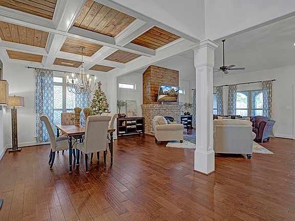 4th image of 509 Kirkwall Cir