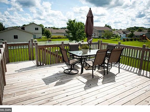 5th image of 801 Orchard Cir