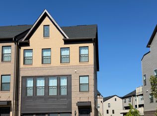14210 Alki Dr, Chantilly, VA 20151