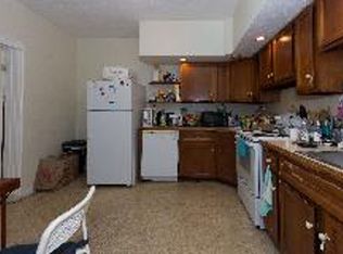 1236 Beacon St APT 4, Brookline, MA 02446