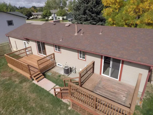 204 Sequoia Dr, Gillette, WY 82718