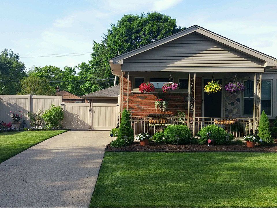 1st image of 16208 Jonas Ave