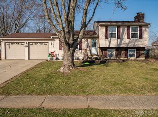 691 Hile Ln, Englewood, OH