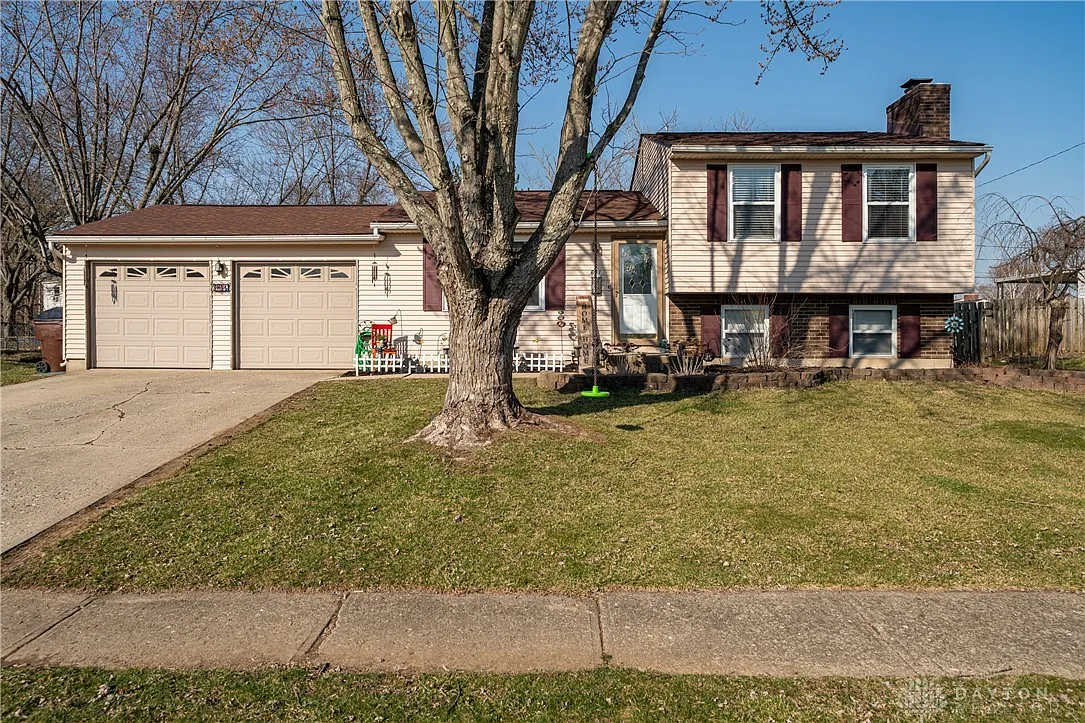 691 Hile Ln photo 1
