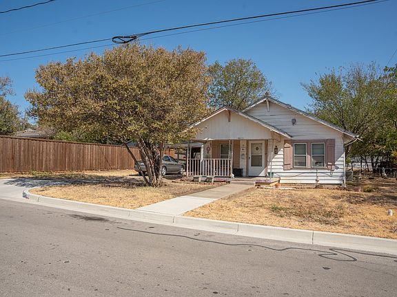 2nd image of 6613 Routt St