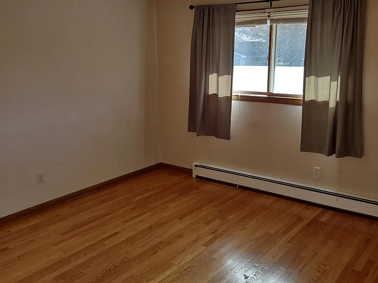 13450 Nicolet Ave — Photo 21