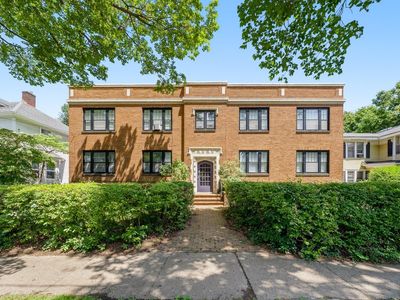 800 W South St, Kalamazoo, MI, 49007