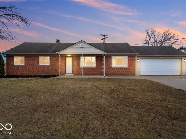 52 Crestview Dr, Greenwood, IN 46143