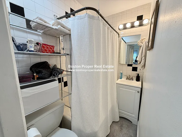 336 Beacon St #9A — Photo 12