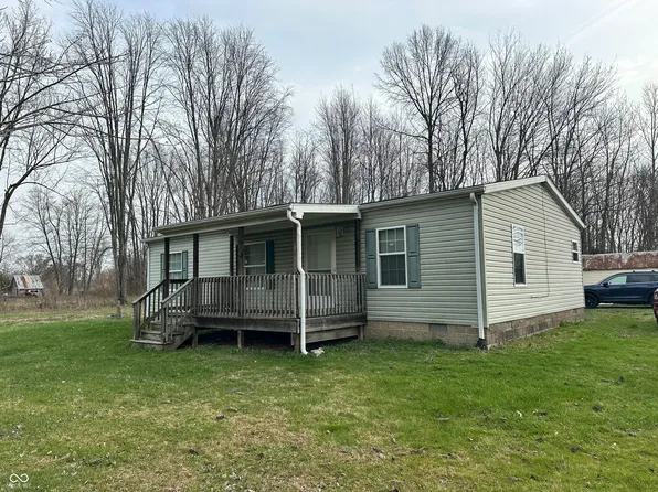 8730 S By Field St, Commiskey, IN 47227