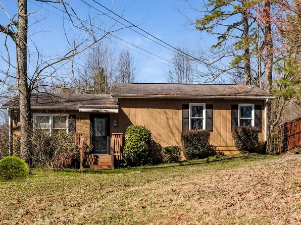 2845 Winchester Dr, Cumming, GA 30041