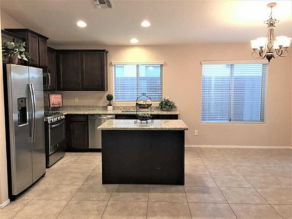 4th image of 2125 E Campo Bello Dr