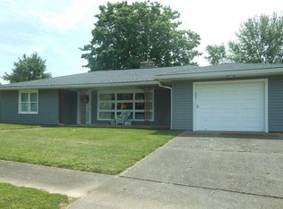 107 W Warrick St, Owensville, IN
