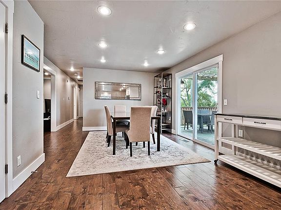 5th image of 305 NW H St