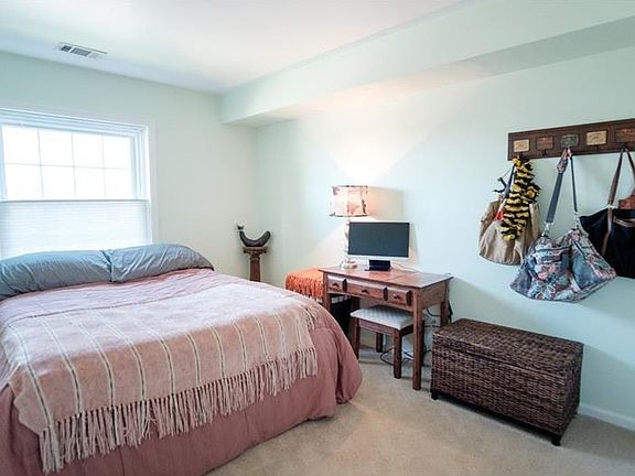spacious 2nd bedroom